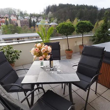 Apartman Royal * Лугачовице
